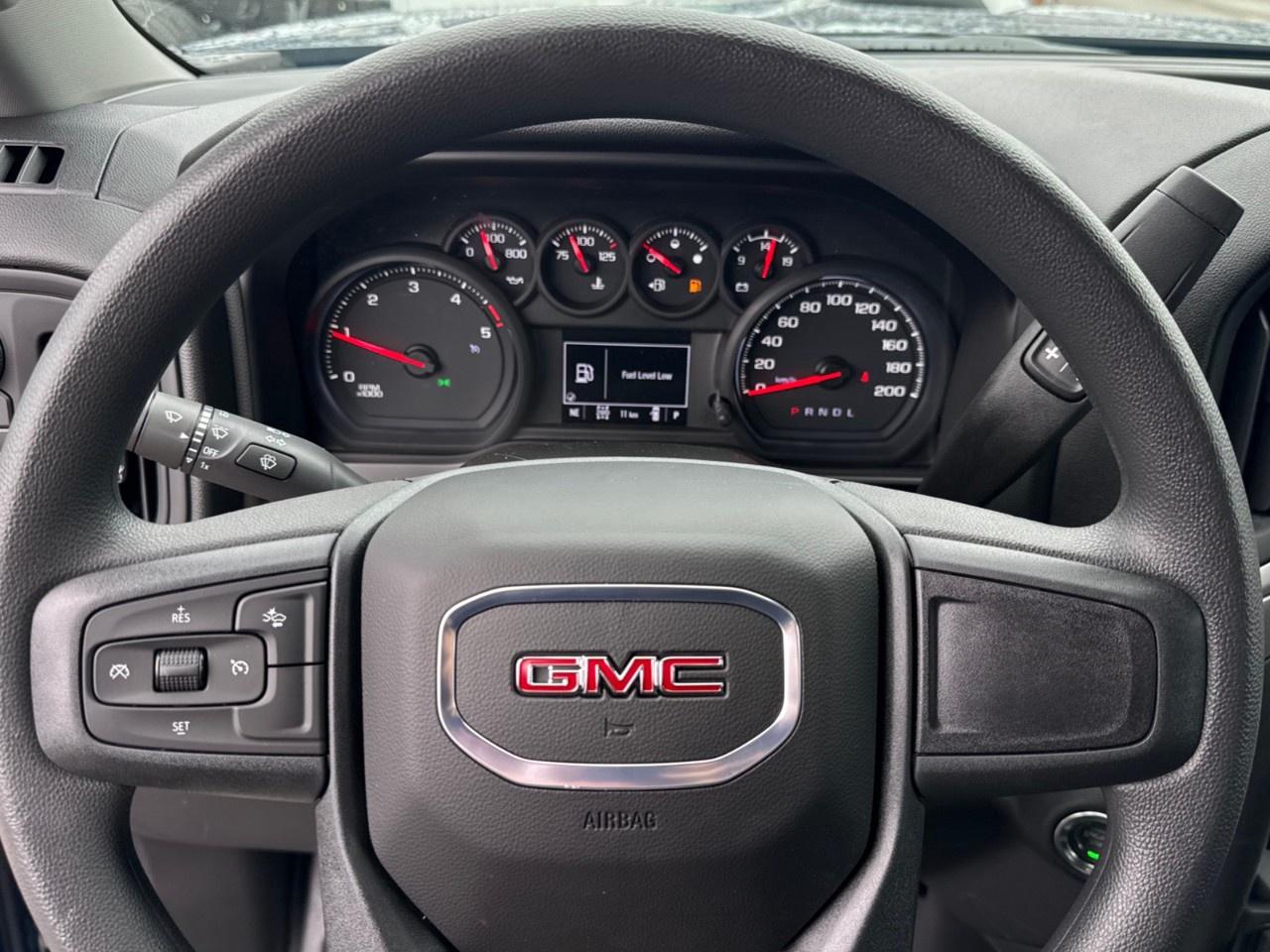 2026 GMC Sierra 3500HD CC 4WD Crew Cab 177" WB, 60" CA Pro Photo