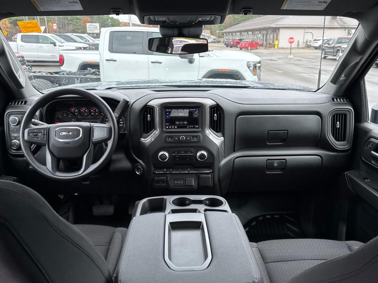 2026 GMC Sierra 3500HD CC 4WD Crew Cab 177" WB, 60" CA Pro Photo