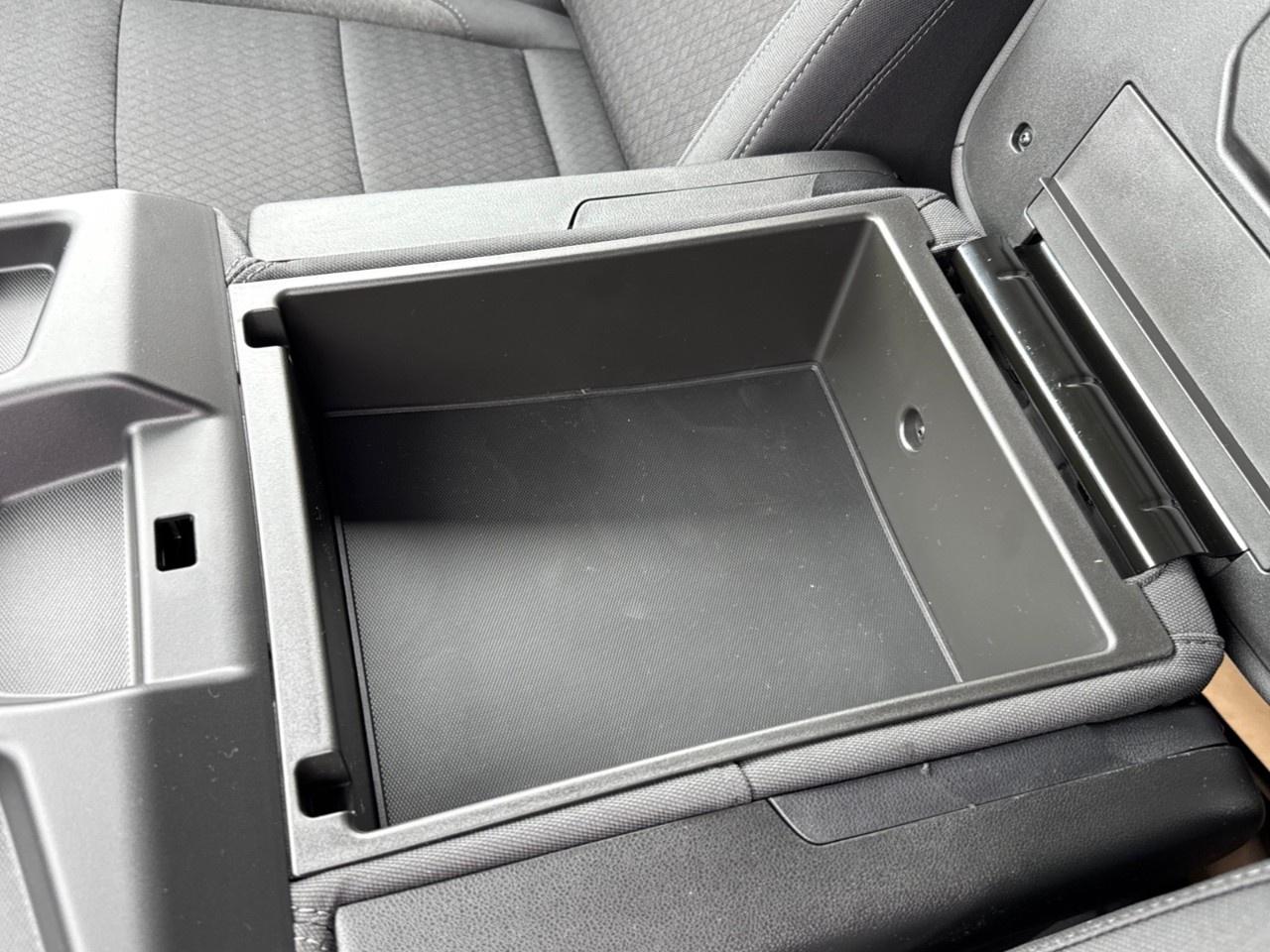 2026 GMC Sierra 3500HD CC 4WD Crew Cab 177" WB, 60" CA Pro Photo