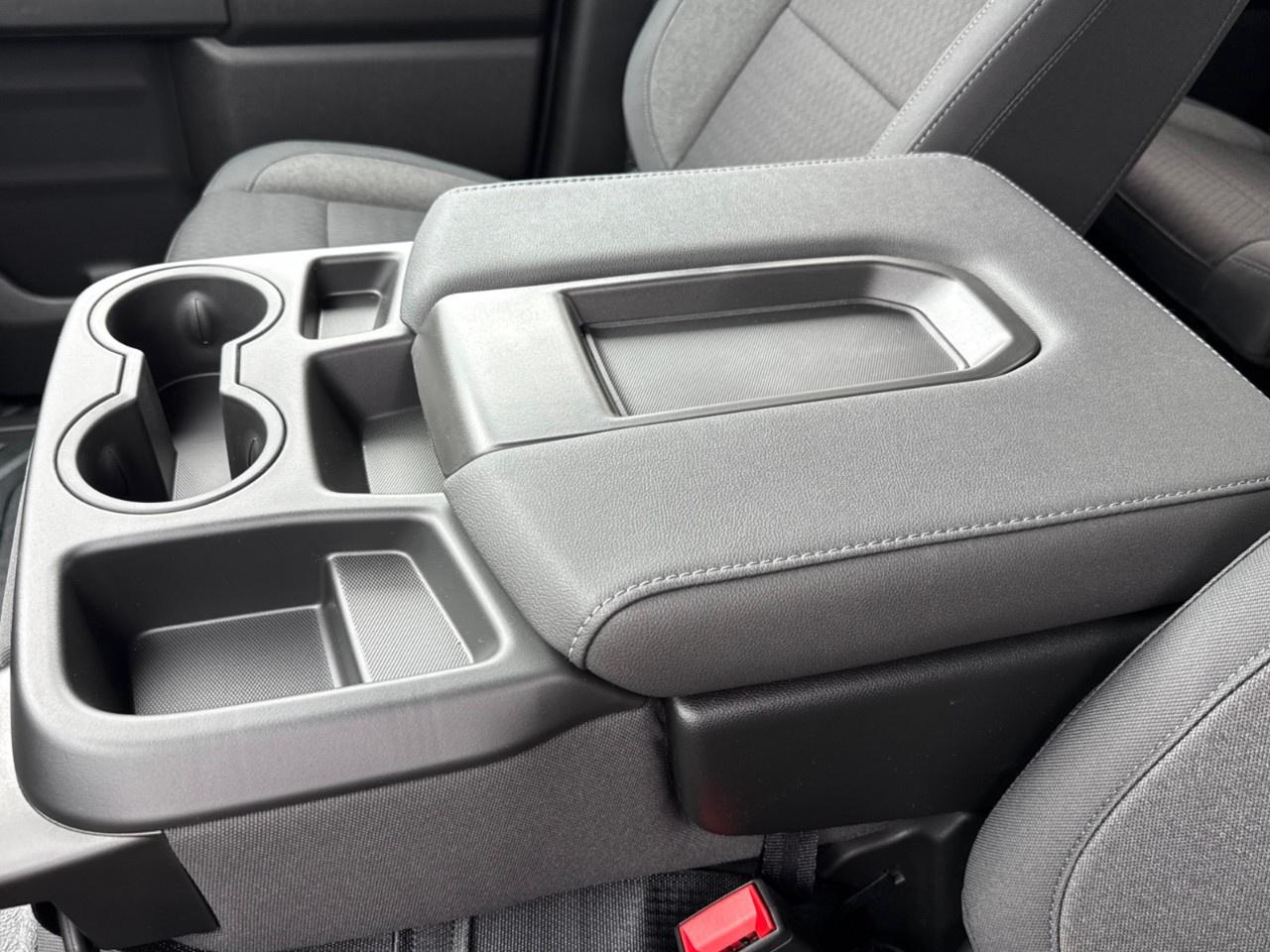 2026 GMC Sierra 3500HD CC 4WD Crew Cab 177" WB, 60" CA Pro Photo