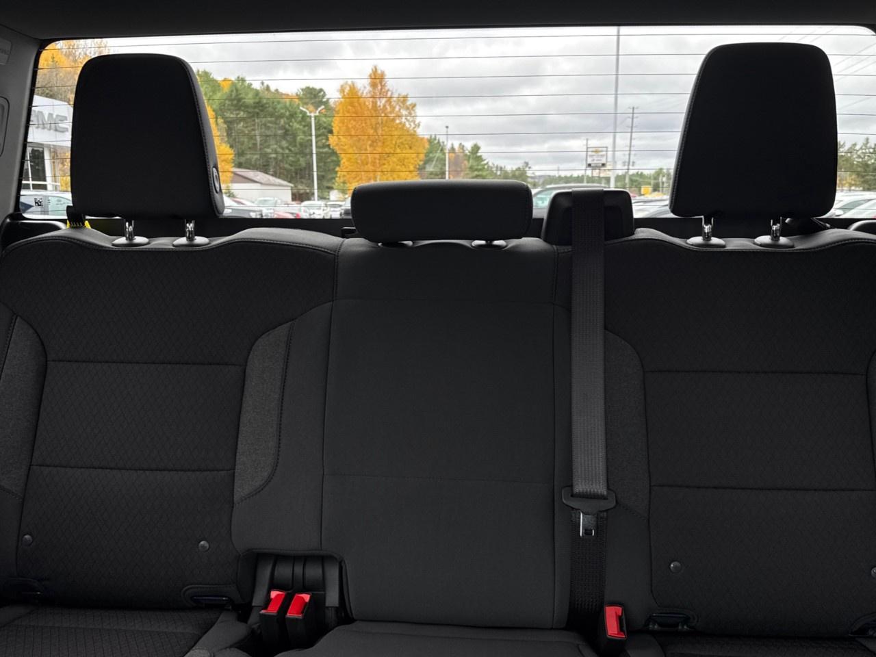 2026 GMC Sierra 3500HD CC 4WD Crew Cab 177" WB, 60" CA Pro Photo