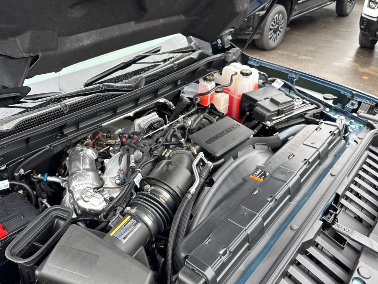 2026 GMC Sierra 3500HD CC 4WD Crew Cab 177" WB, 60" CA Pro Photo