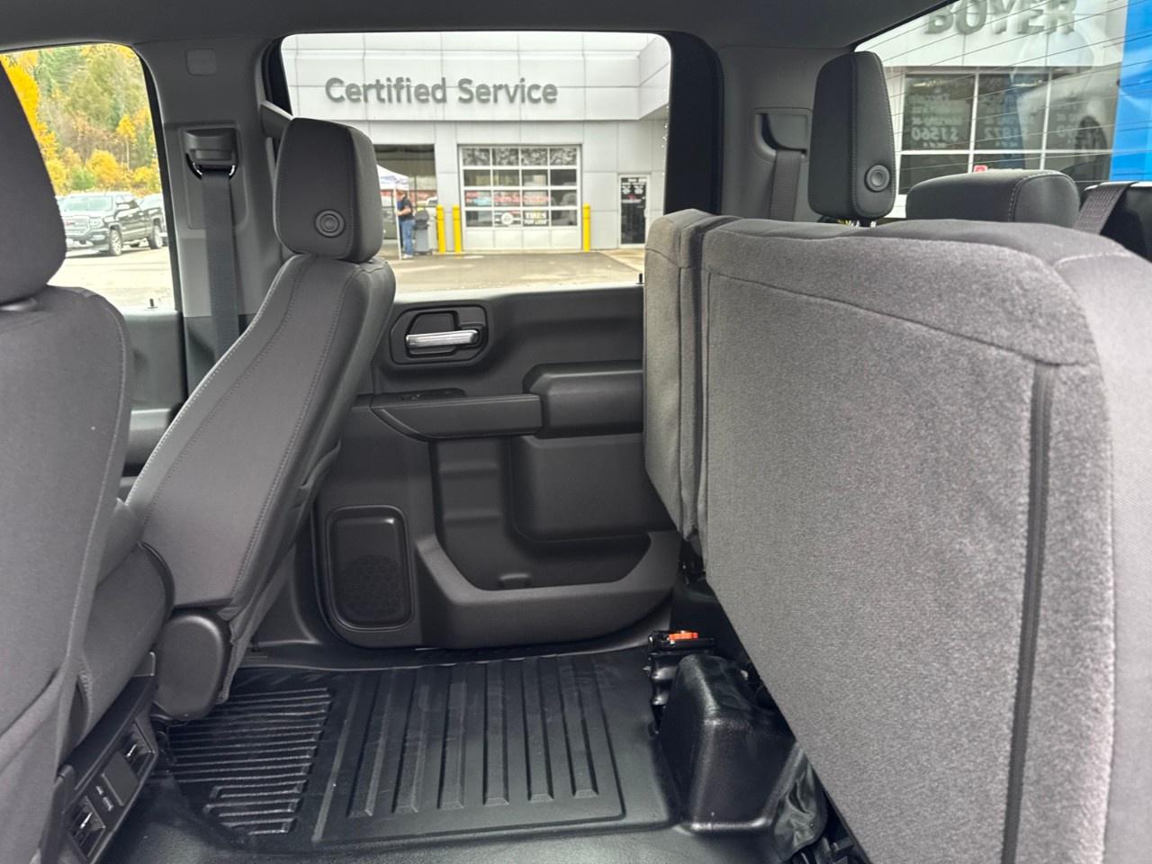 2026 GMC Sierra 3500HD CC 4WD Crew Cab 177" WB, 60" CA Pro Photo