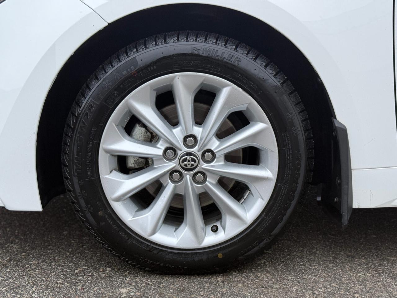 2021 Toyota Corolla LE UPGRADE   NO ACCIDENT Photo