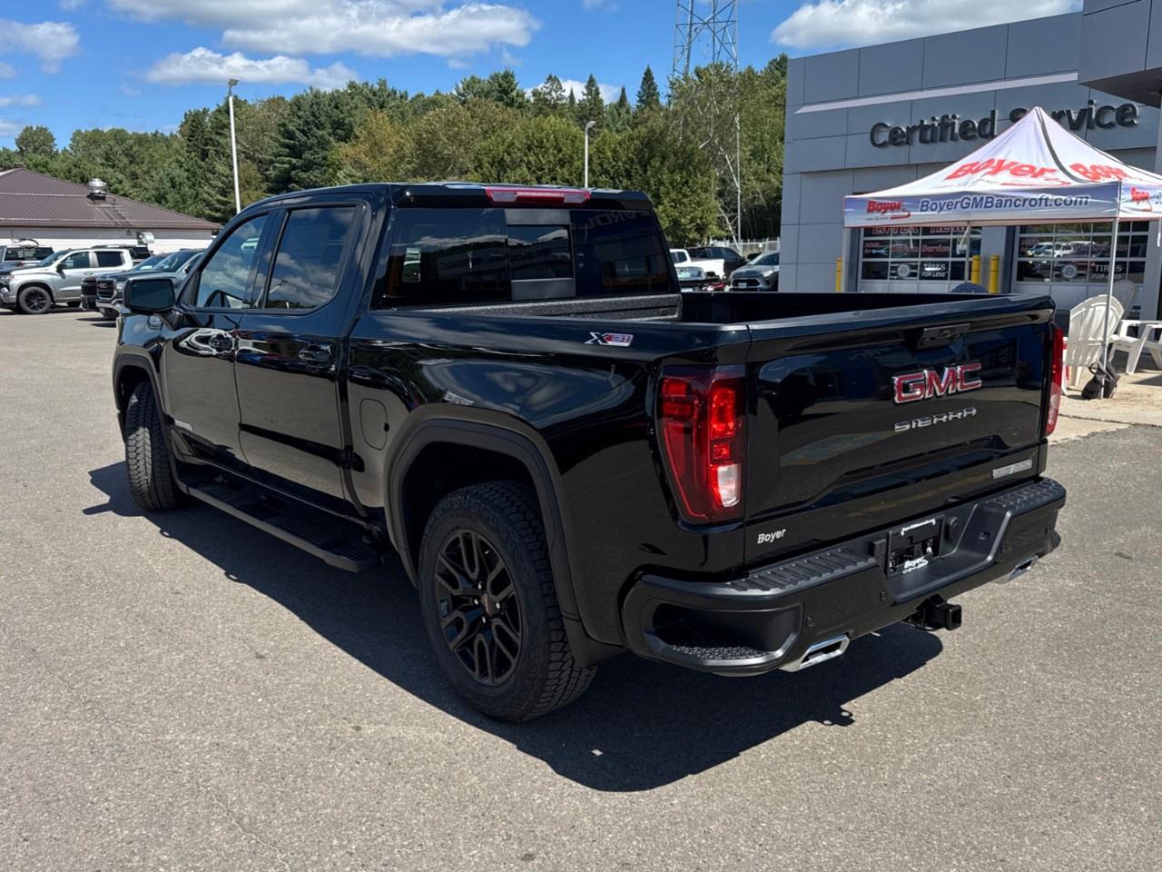 2026 GMC Sierra 1500 Crew Cab Short Box 4-Wheel Drive Elevation Photo