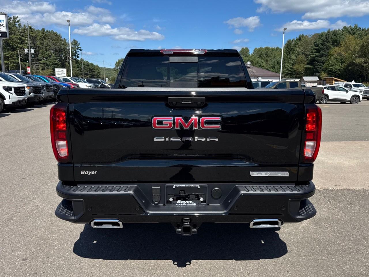 2026 GMC Sierra 1500 Crew Cab Short Box 4-Wheel Drive Elevation Photo