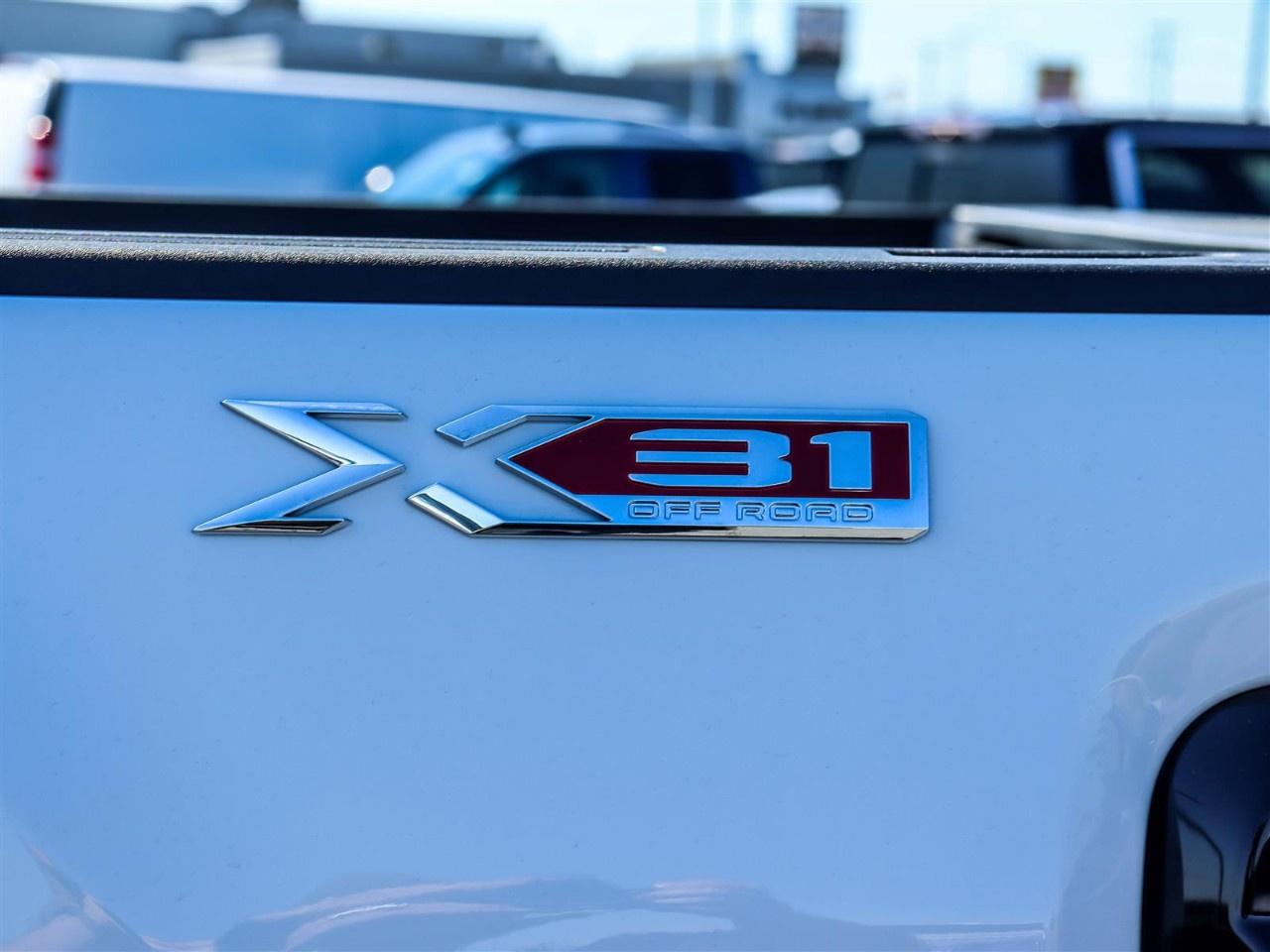 2025 GMC Sierra 3500HD 4WD Crew Cab Standard Box SLT Photo