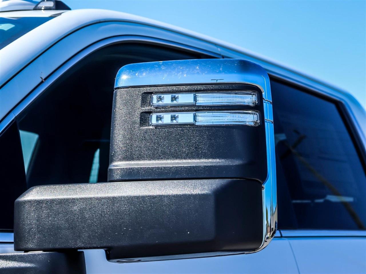 2025 GMC Sierra 3500HD 4WD Crew Cab Standard Box SLT Photo