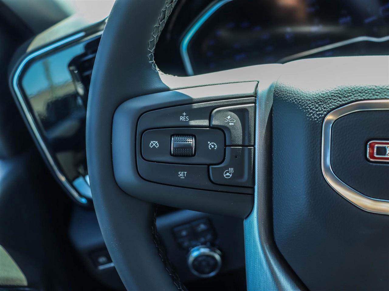 2025 GMC Sierra 3500HD 4WD Crew Cab Standard Box SLT Photo