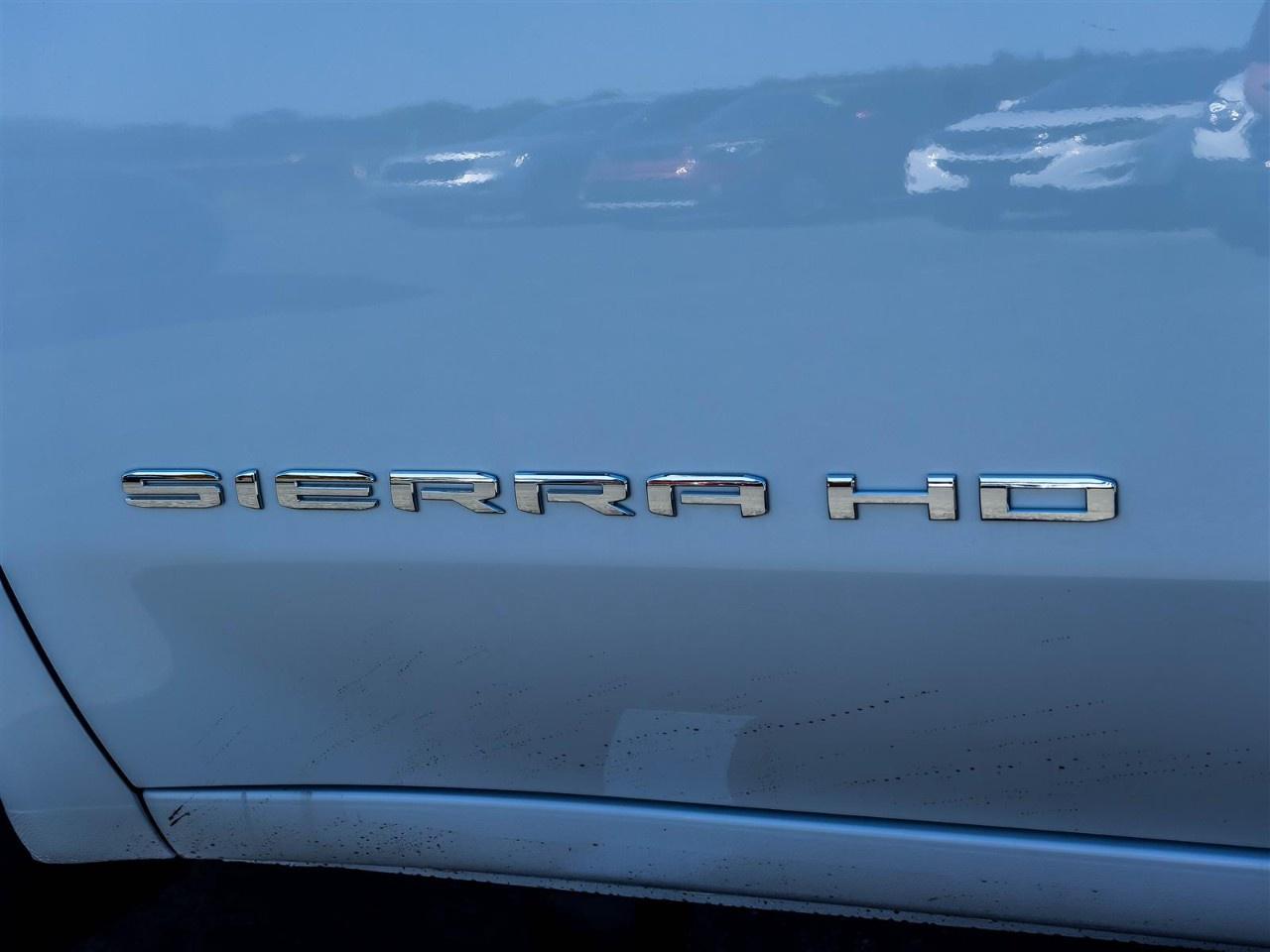 2025 GMC Sierra 3500HD 4WD Crew Cab Standard Box SLT Photo