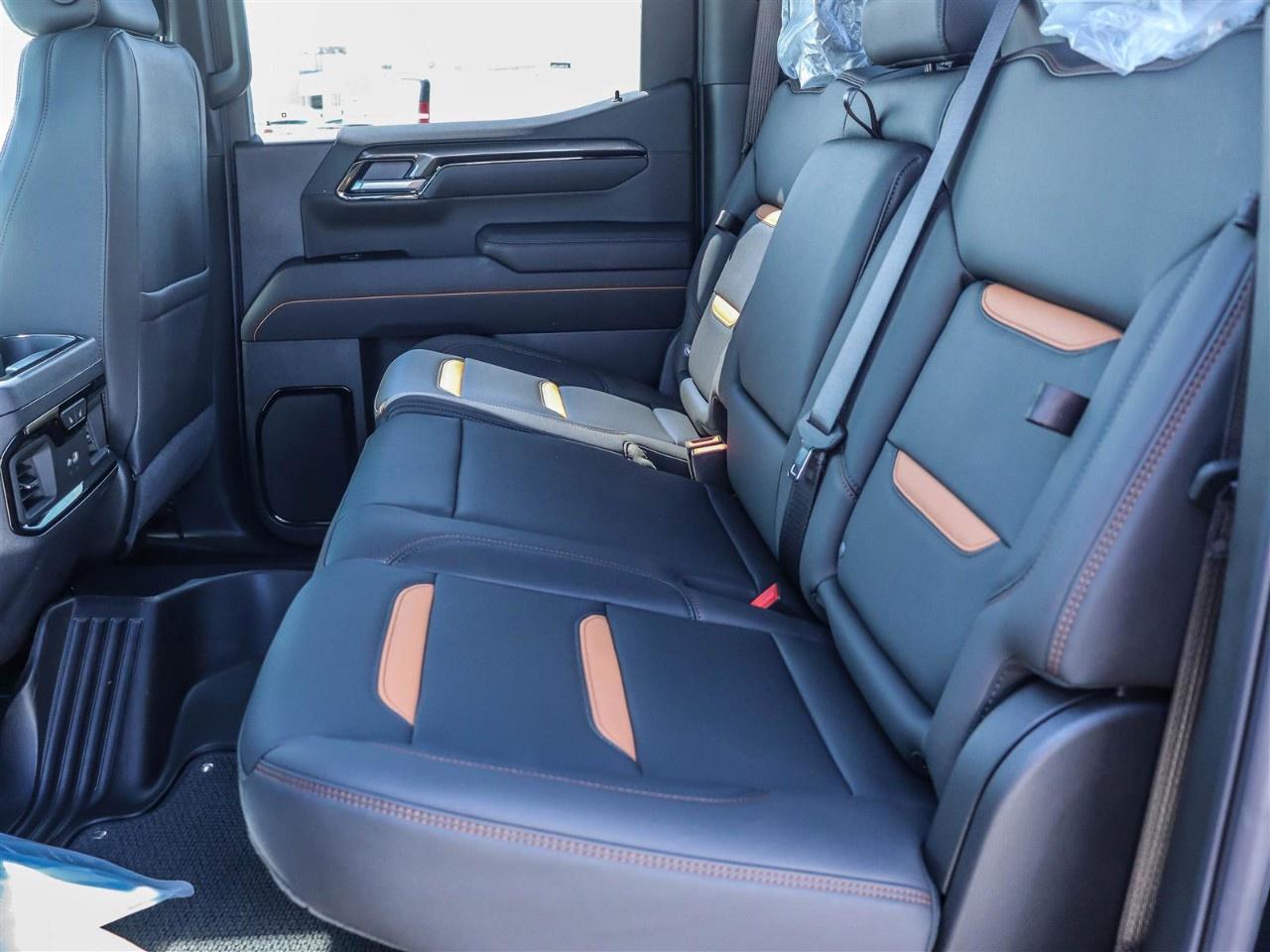 2026 GMC Sierra 1500 Crew Cab Standard Box 4-Wheel Drive AT4 Photo