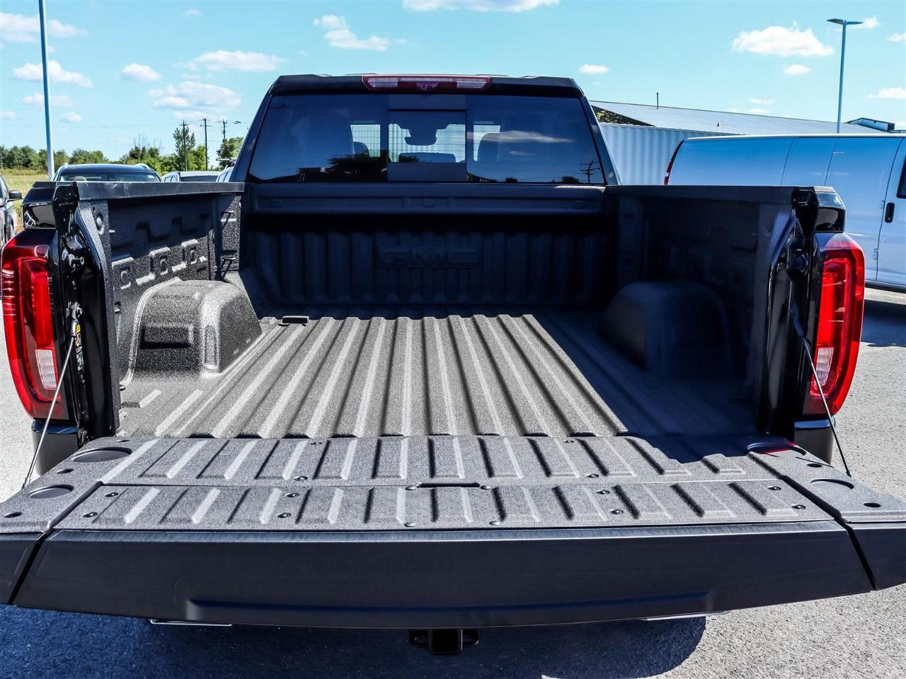 2026 GMC Sierra 1500 Crew Cab Standard Box 4-Wheel Drive AT4 Photo