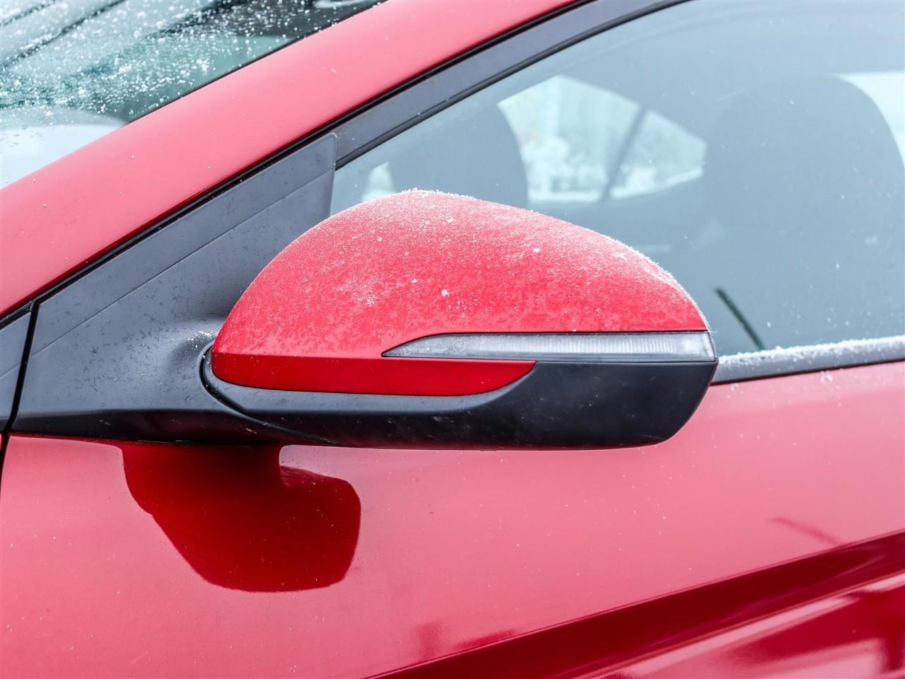 2020 Hyundai Elantra Preferred w/Sun & Safety Package 4dr Sedan Photo