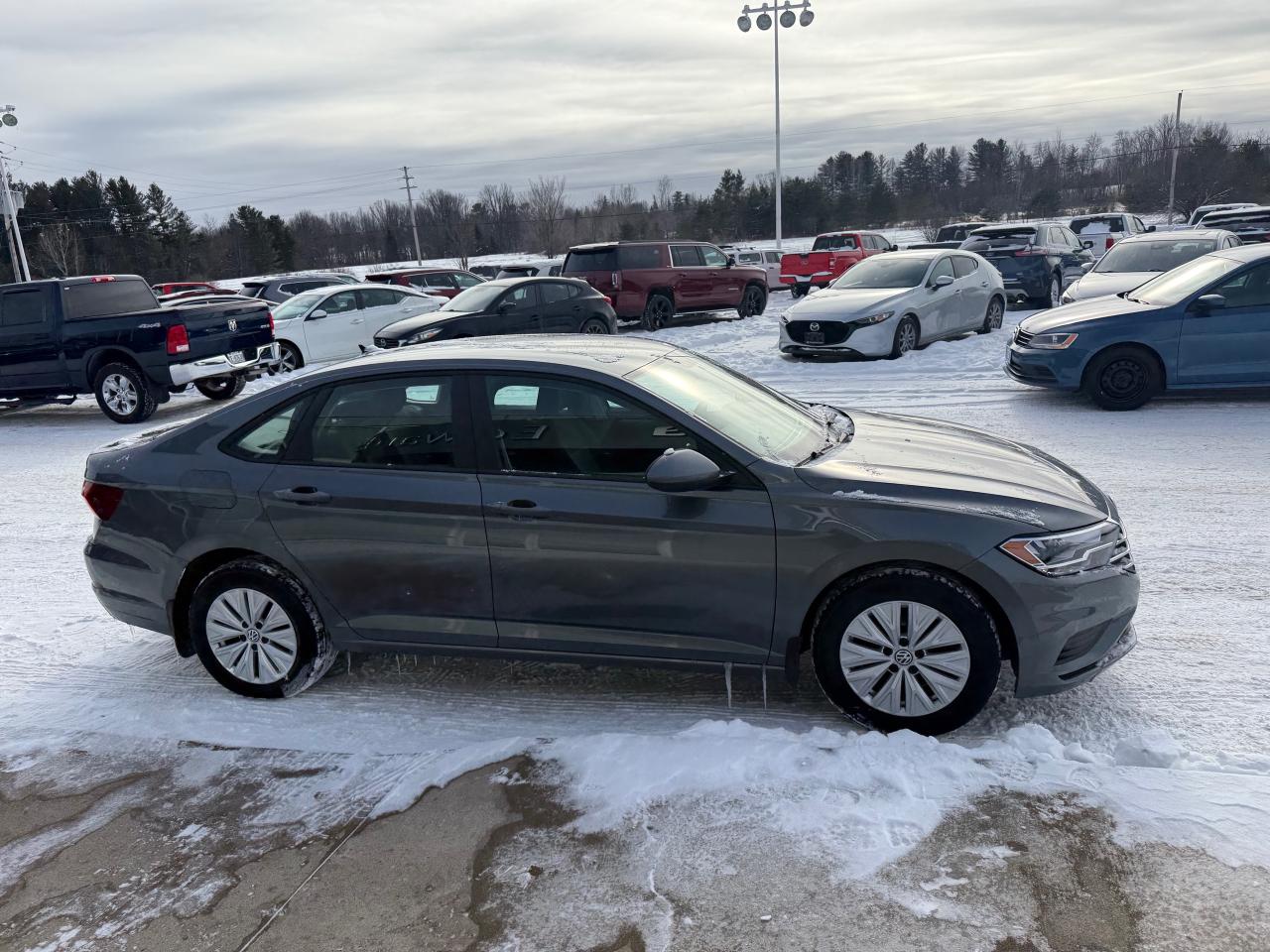 2019 Volkswagen Jetta 1.4 TSI Comfortline (M6) 4dr Sedan Photo