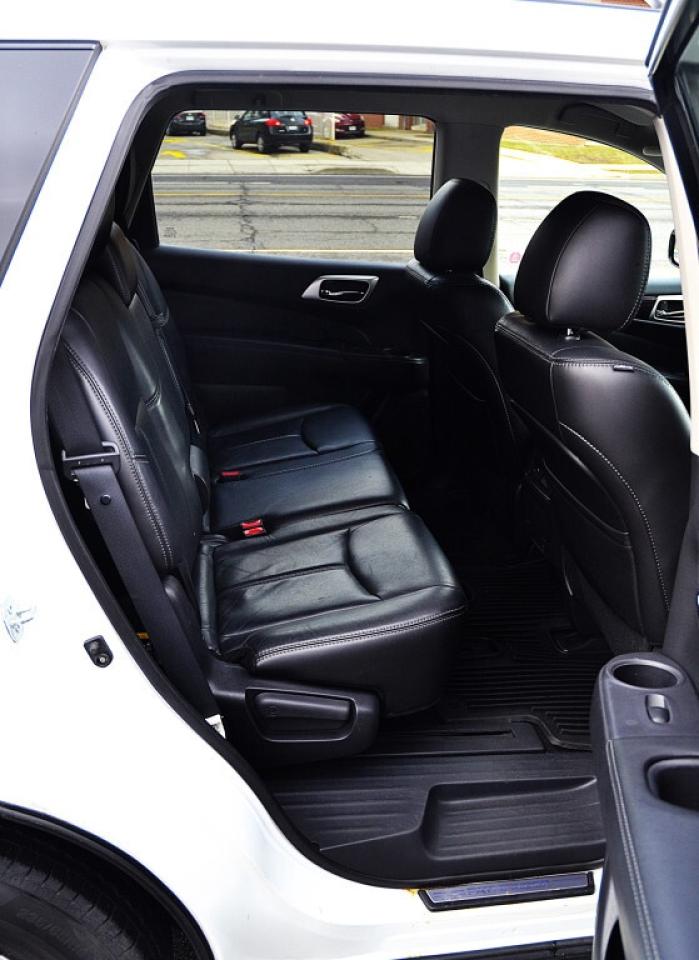 2014 Nissan Pathfinder Sport 3.2L 2/4/AWD Drive CVT AUTOMATIC Photo