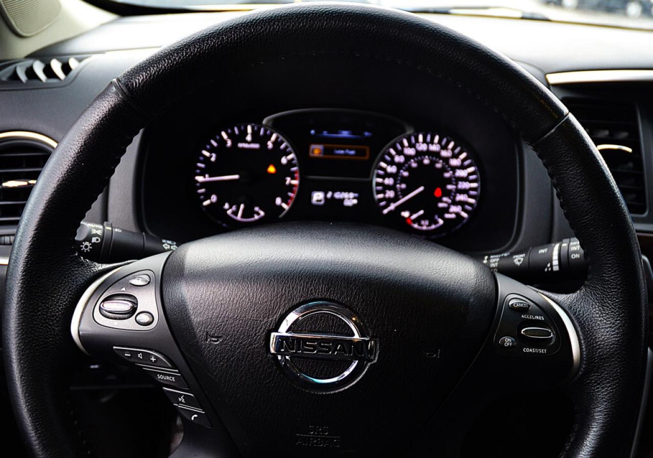 2014 Nissan Pathfinder Sport 3.2L 2/4/AWD Drive CVT AUTOMATIC Photo