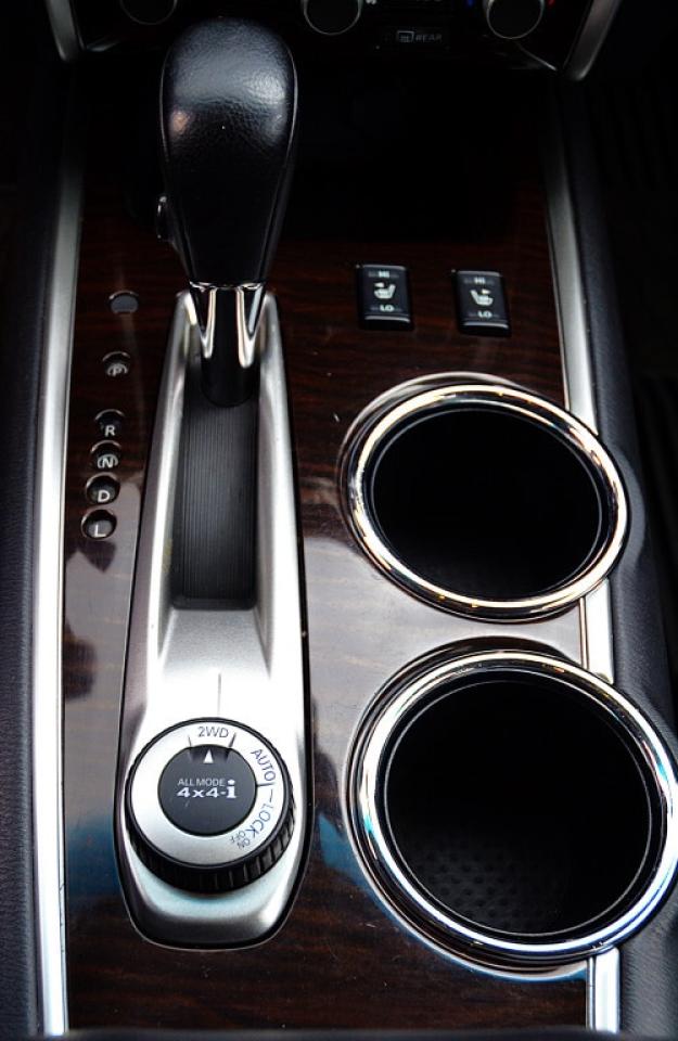 2014 Nissan Pathfinder Sport 3.2L 2/4/AWD Drive CVT AUTOMATIC Photo