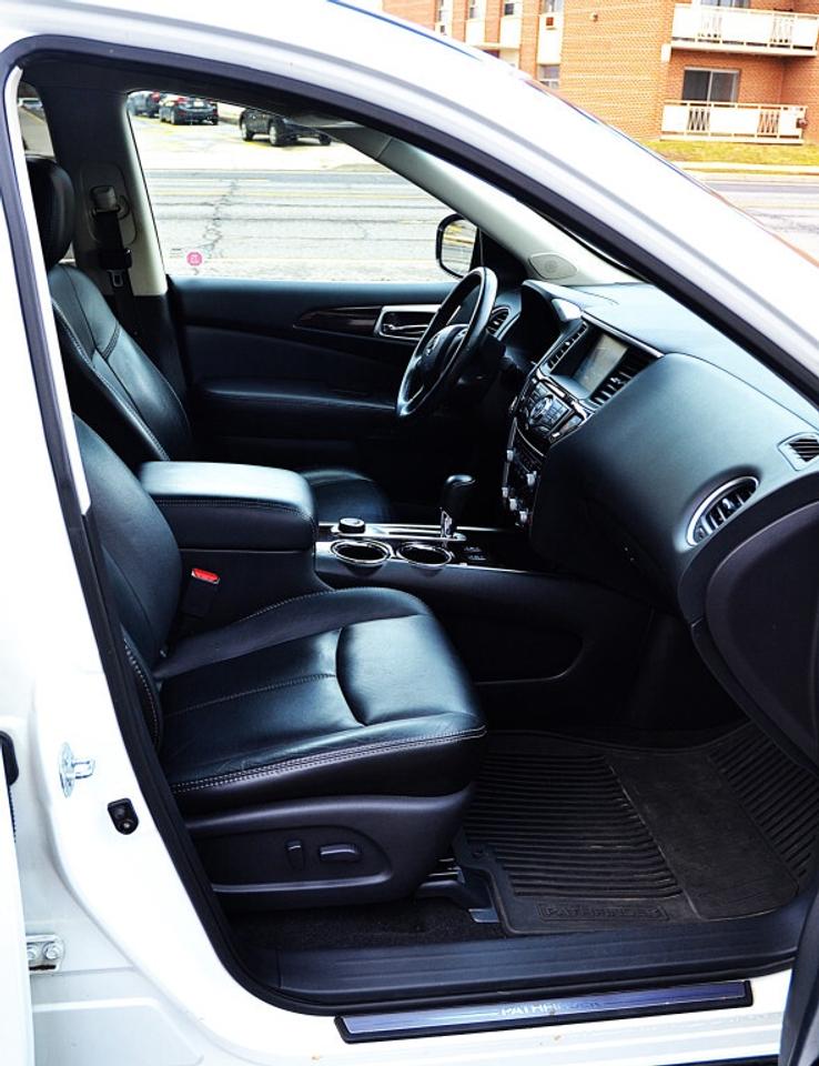 2014 Nissan Pathfinder Sport 3.2L 2/4/AWD Drive CVT AUTOMATIC Photo