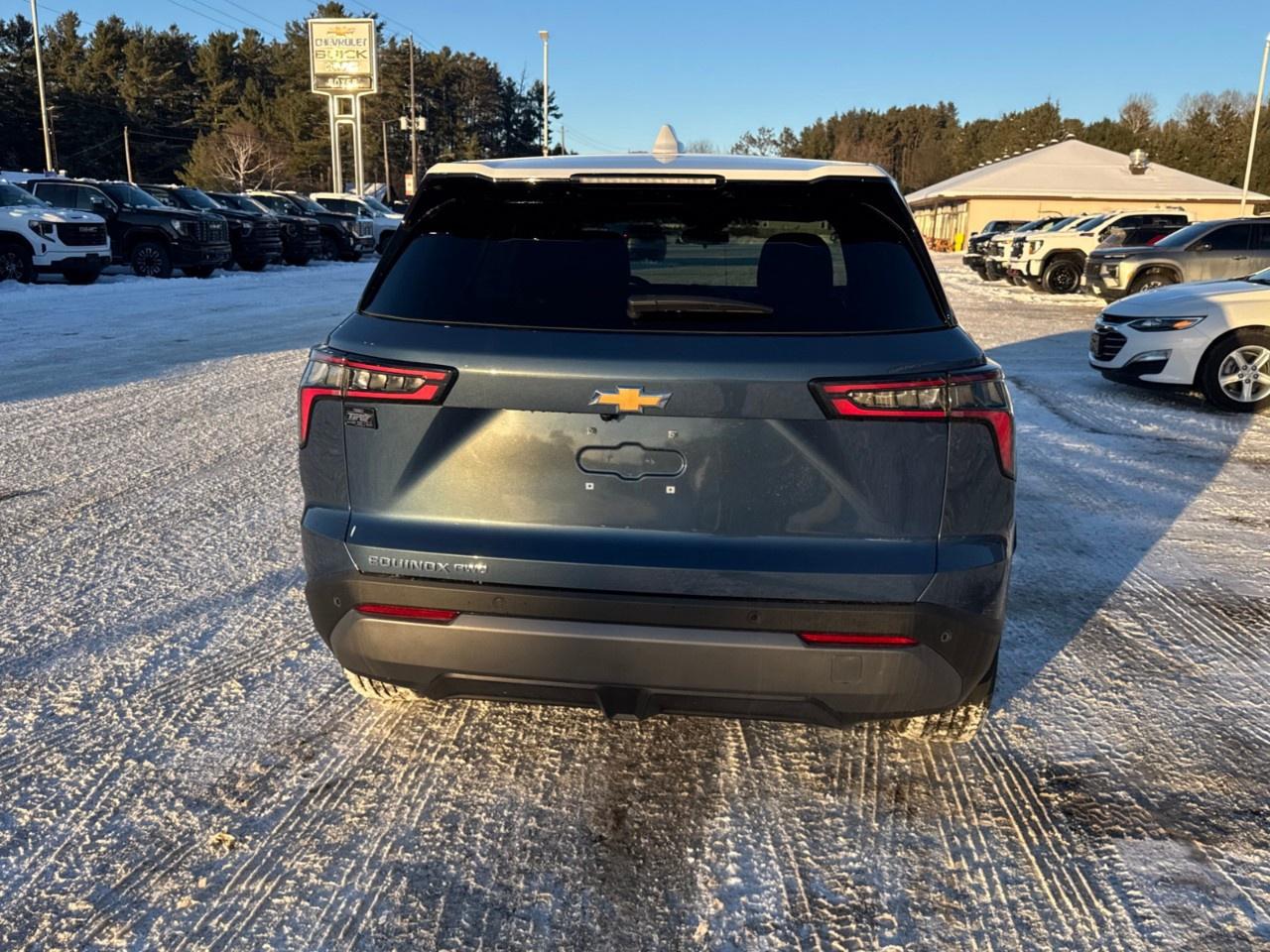 2026 Chevrolet Equinox AWD LT Photo