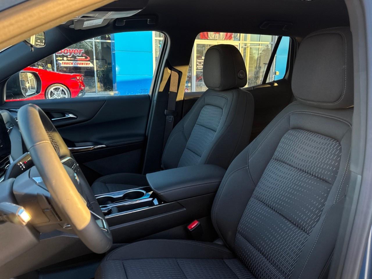 2026 Chevrolet Equinox AWD LT Photo