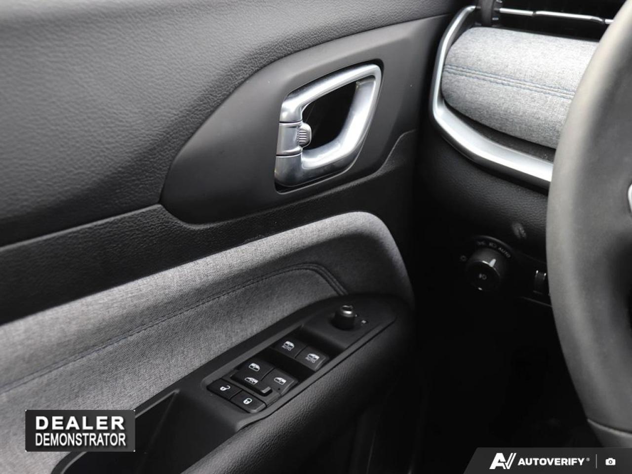 2025 Jeep Compass North 4dr 4x4 Photo