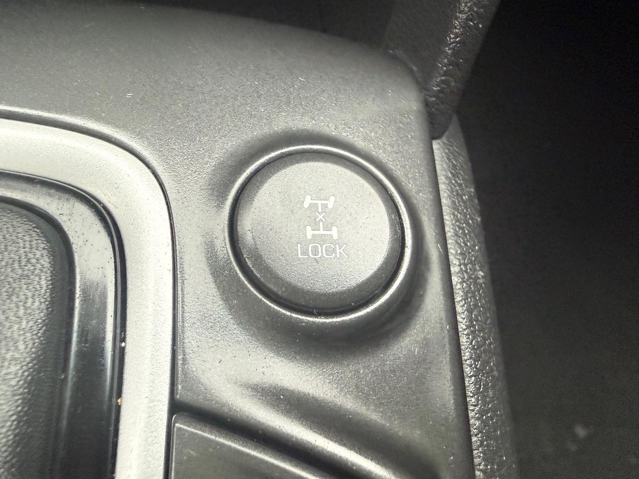 2020 Hyundai KONA 2.0L Essential 4dr All-Wheel Drive Photo