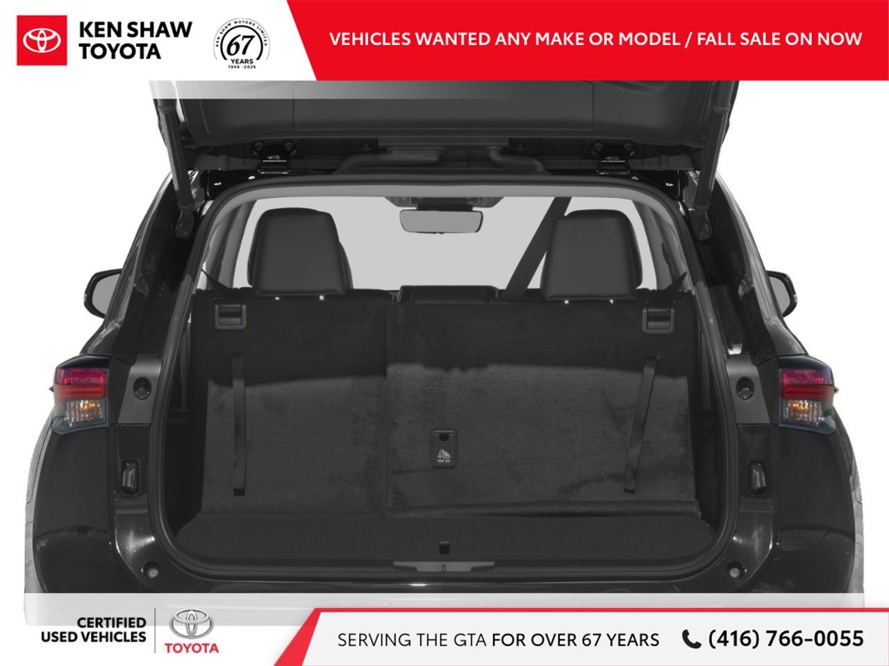 2023 Toyota Highlander XLE 4dr All-wheel Drive Photo