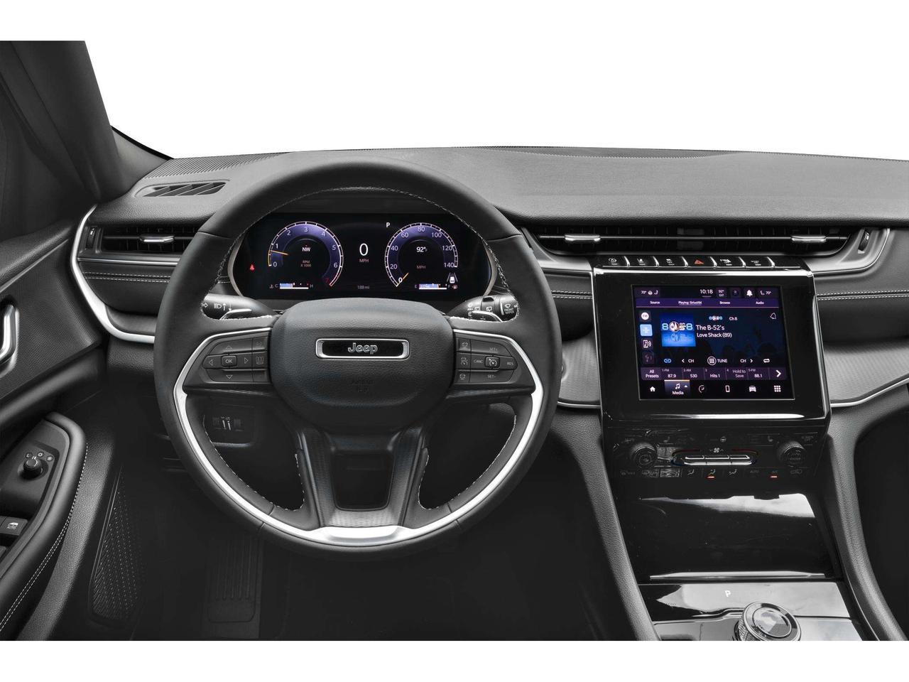 2025 Jeep Grand Cherokee Laredo 4dr 4x4 Photo3