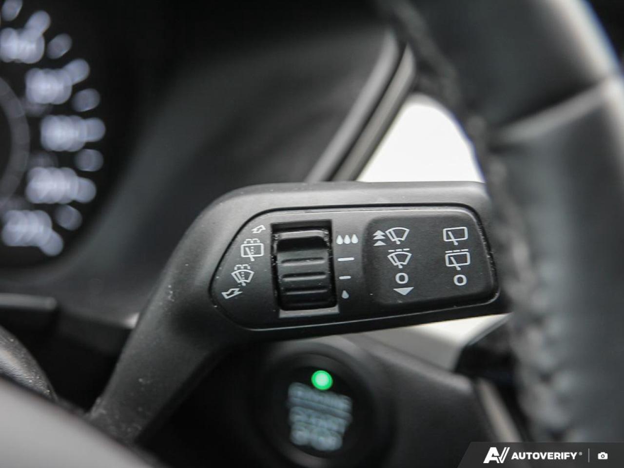 2021 Ford Escape SEL 4dr All-Wheel Drive Photo