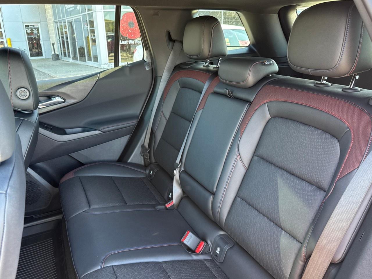 2026 Chevrolet Equinox AWD RS Photo