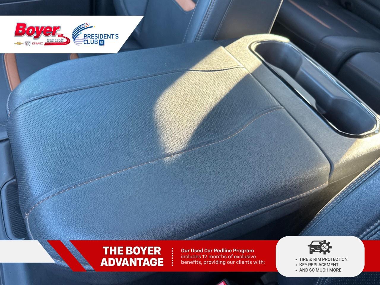 2025 GMC Sierra 1500 Crew Cab Short Box 4-Wheel Drive AT4 Photo