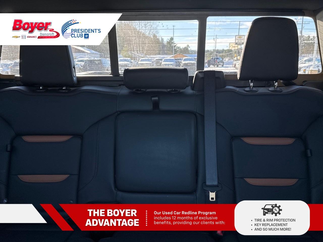 2025 GMC Sierra 1500 Crew Cab Short Box 4-Wheel Drive AT4 Photo