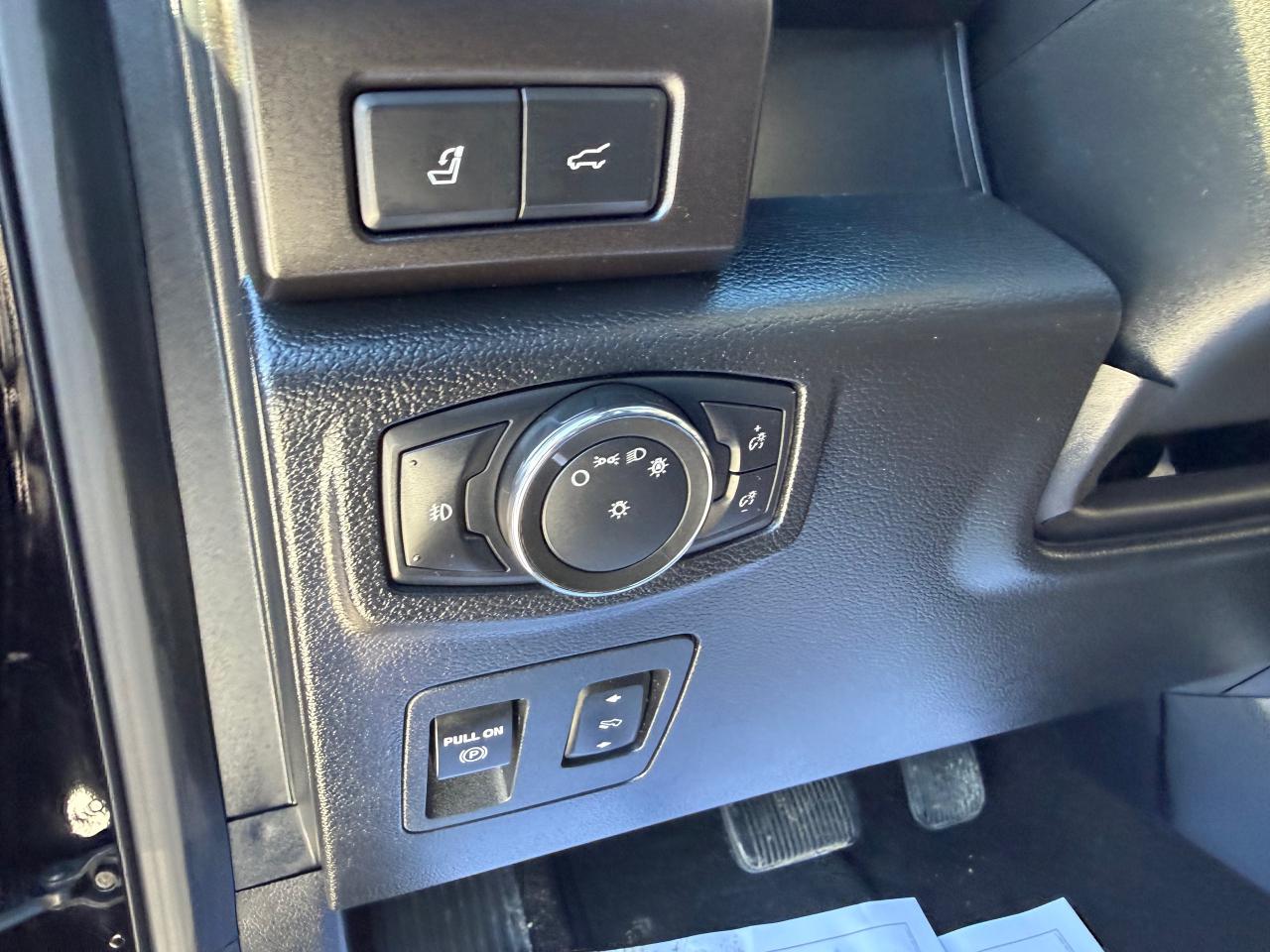 2021 Ford Expedition Max Limited 4dr 4x4 Photo