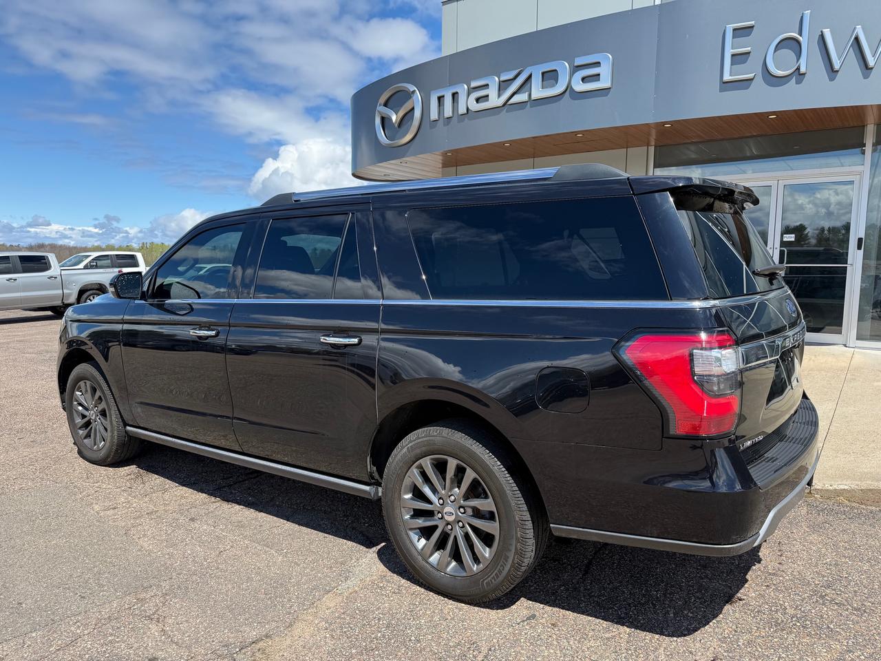 2021 Ford Expedition Max Limited 4dr 4x4 Photo