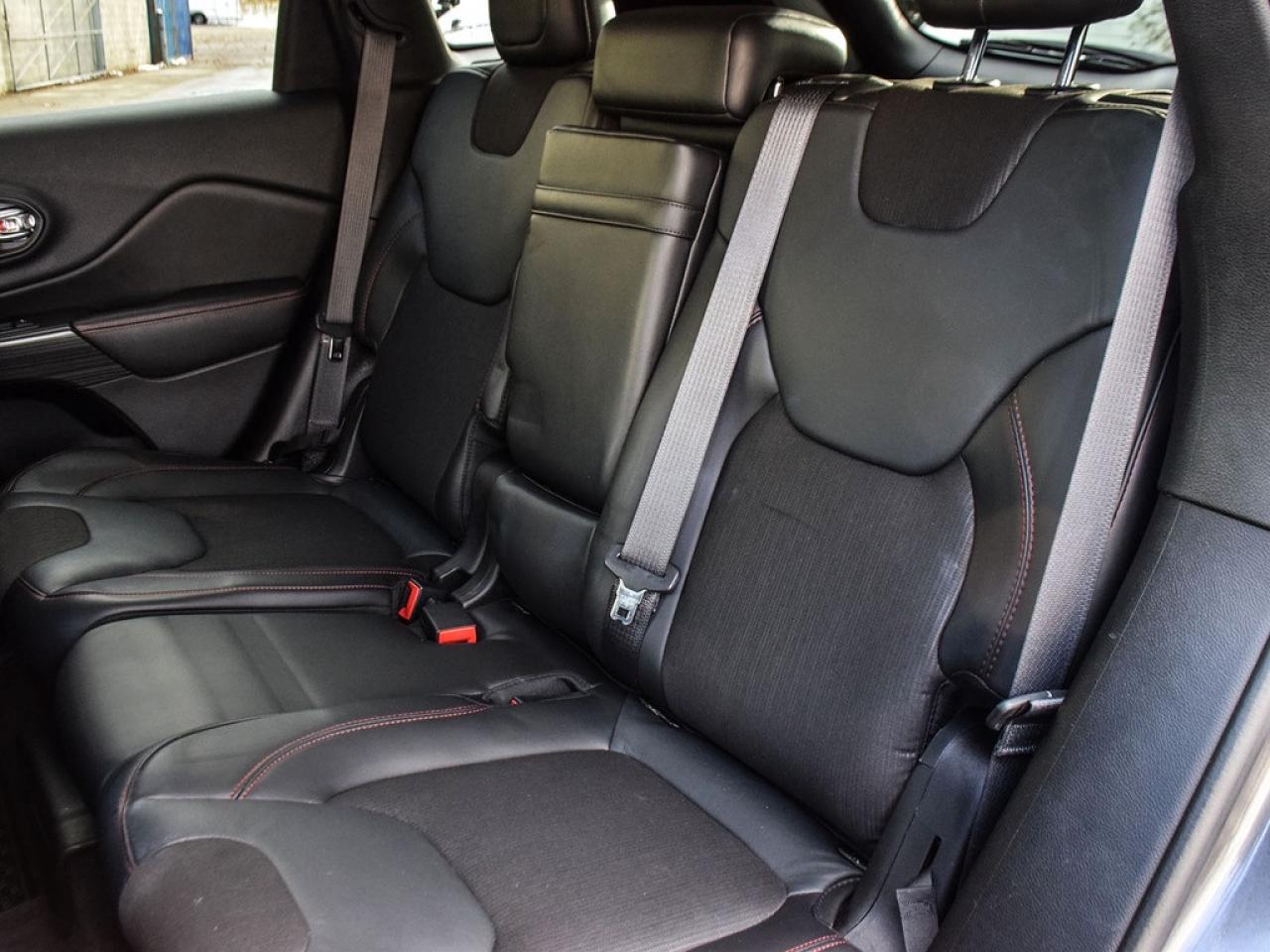 2016 Jeep Cherokee Trailhawk 4dr 4x4 Photo