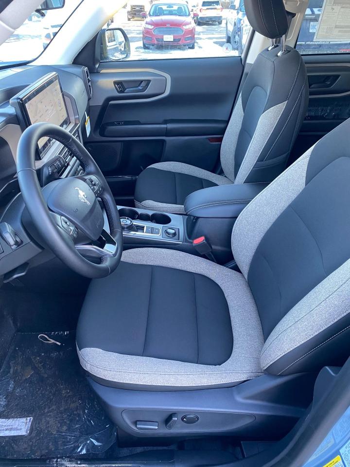 2025 Ford Bronco Sport Big Bend 4dr 4x4 Photo