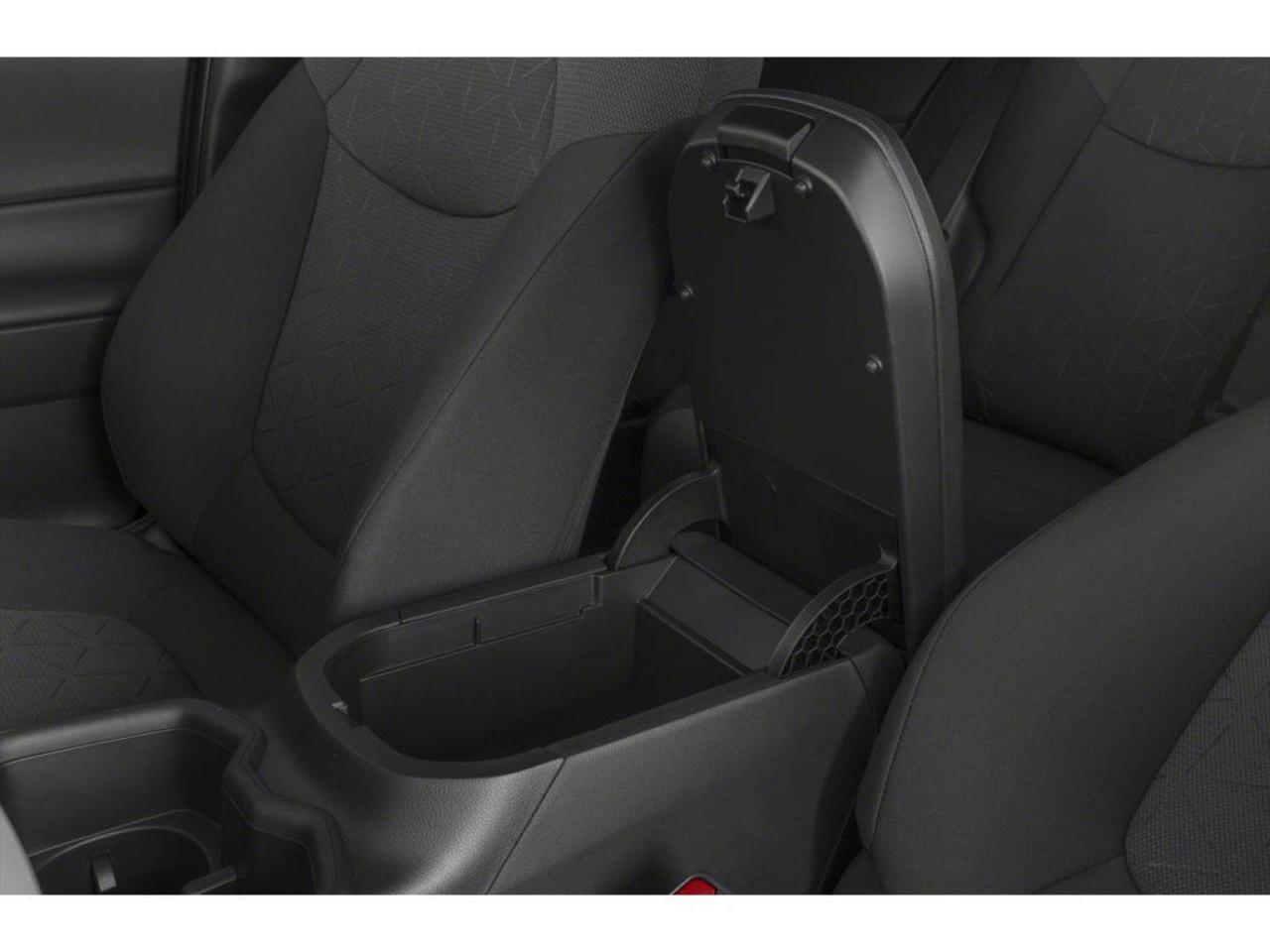 2022 Toyota RAV4 XLE Photo