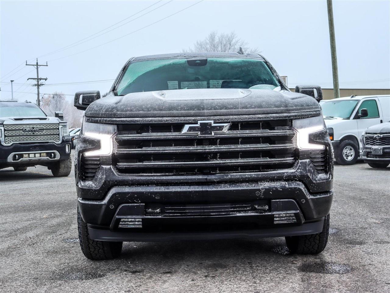 2026 Chevrolet Silverado 1500 Crew Cab Short Box 4-Wheel Drive High Country Photo