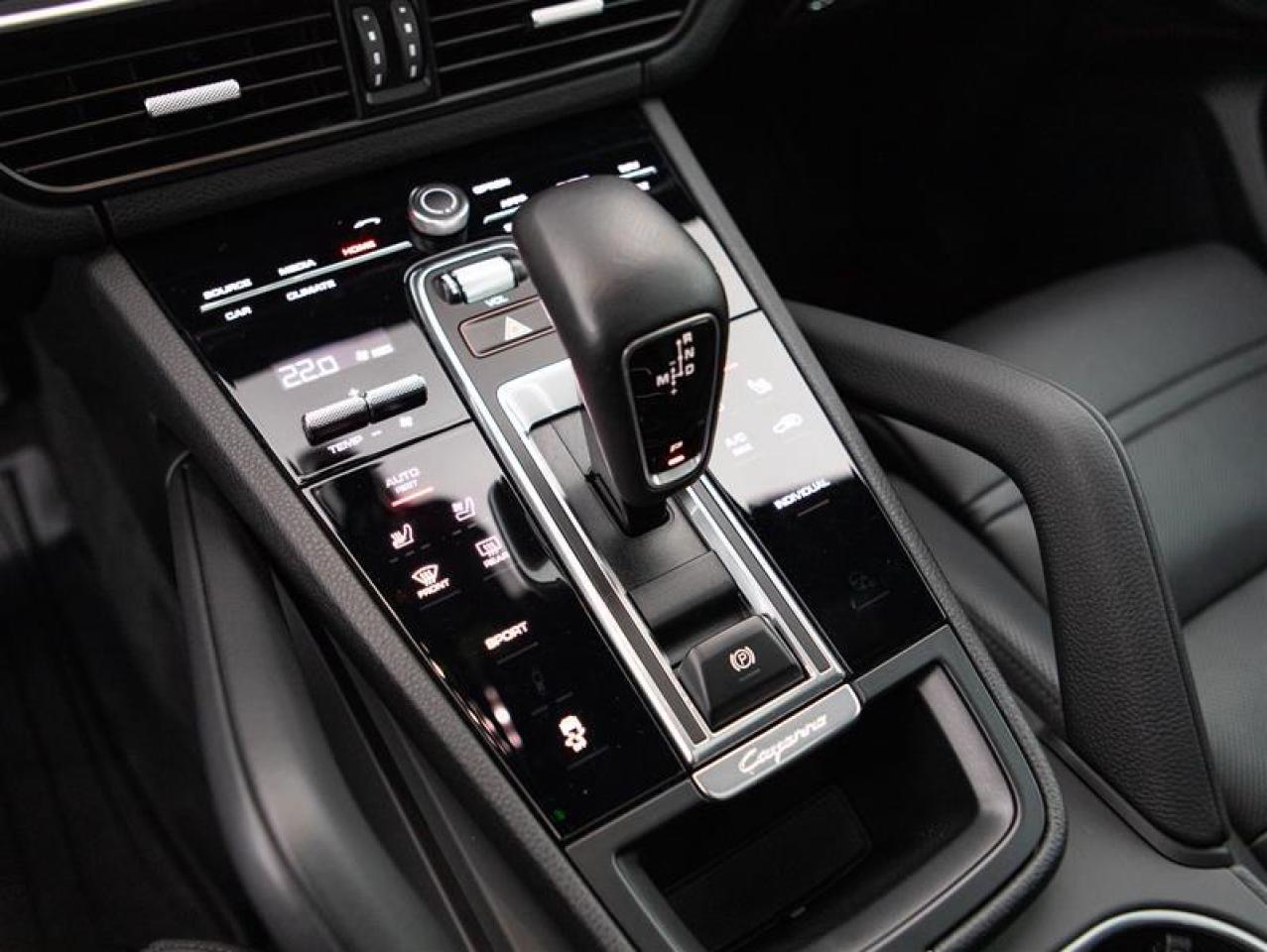 2020 Porsche Cayenne  Photo