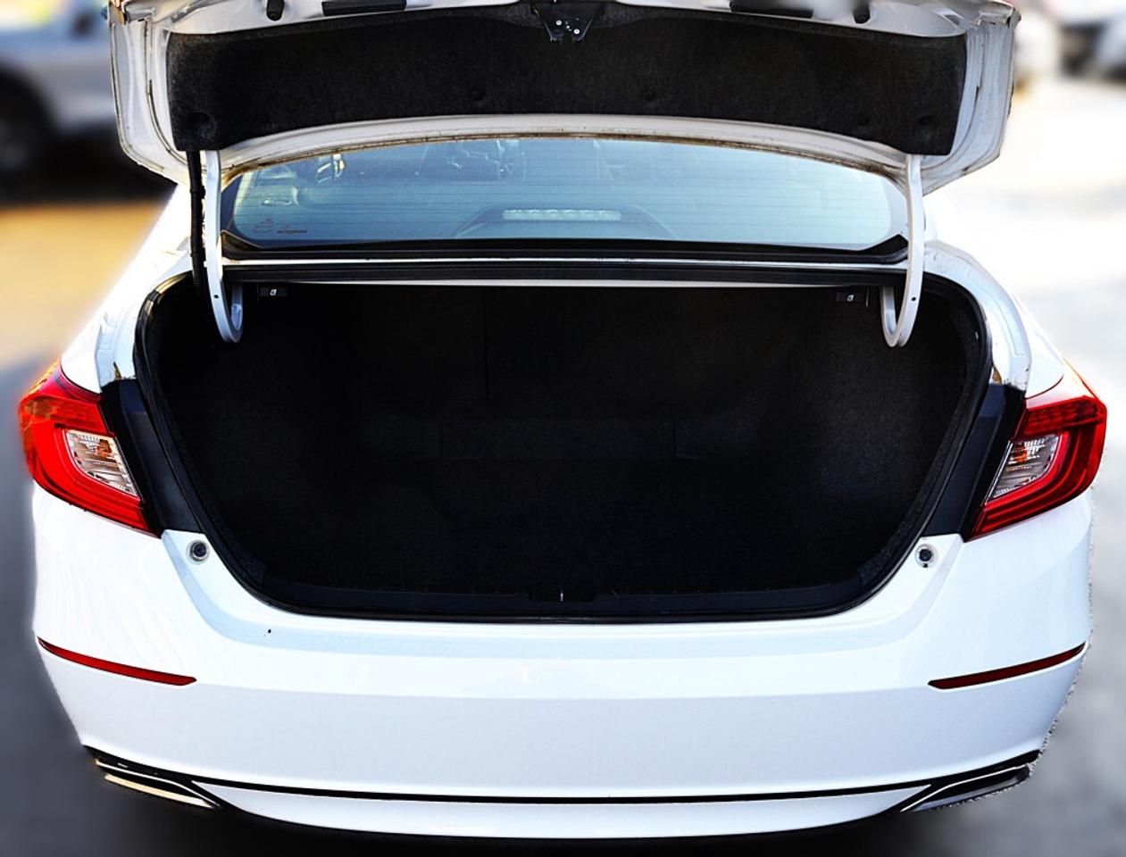 2018 Honda Accord Sedan Sport 2.0 TURBO AUTOMATIC Photo