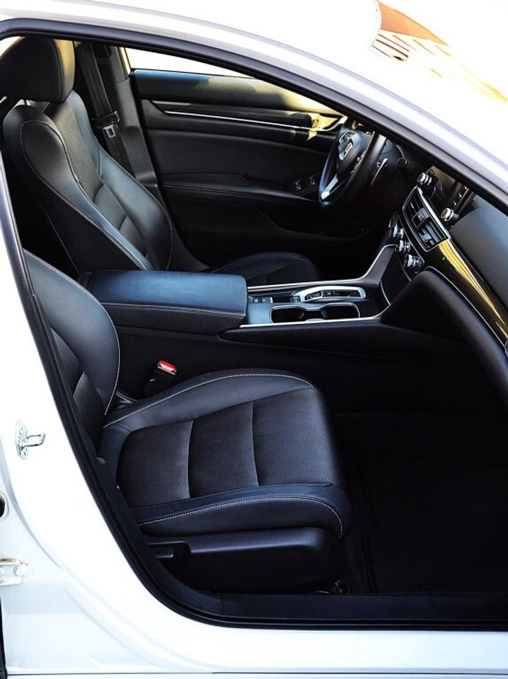 2018 Honda Accord Sedan Sport 2.0 TURBO AUTOMATIC Photo