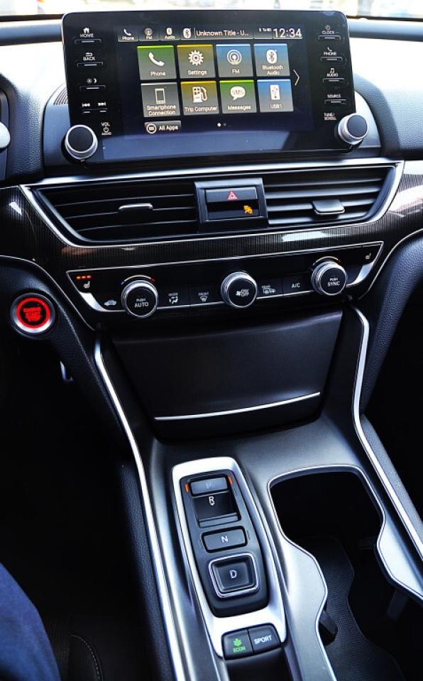 2018 Honda Accord Sedan Sport 2.0 TURBO AUTOMATIC Photo