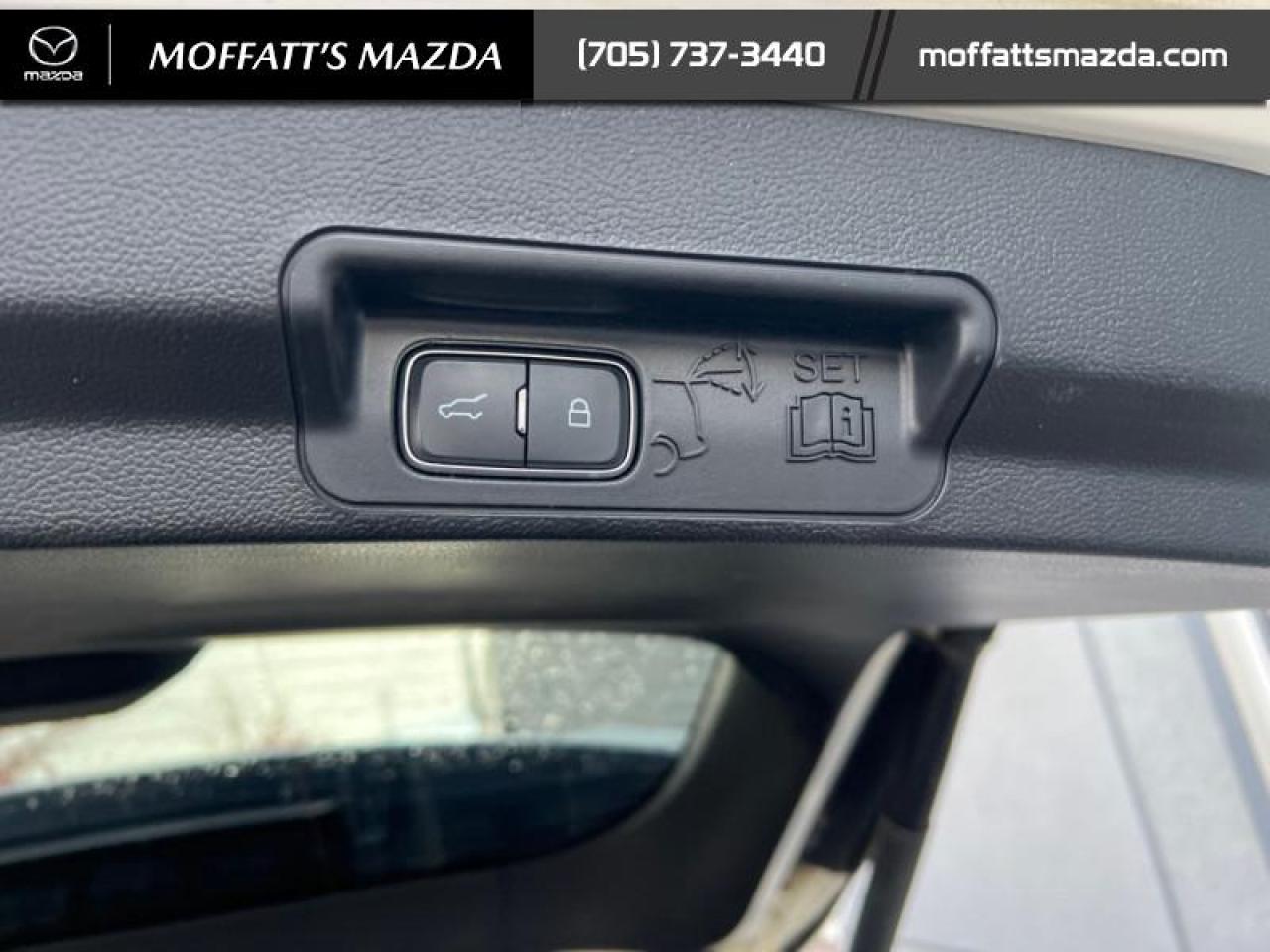 2023 Ford Explorer LIMITED Photo