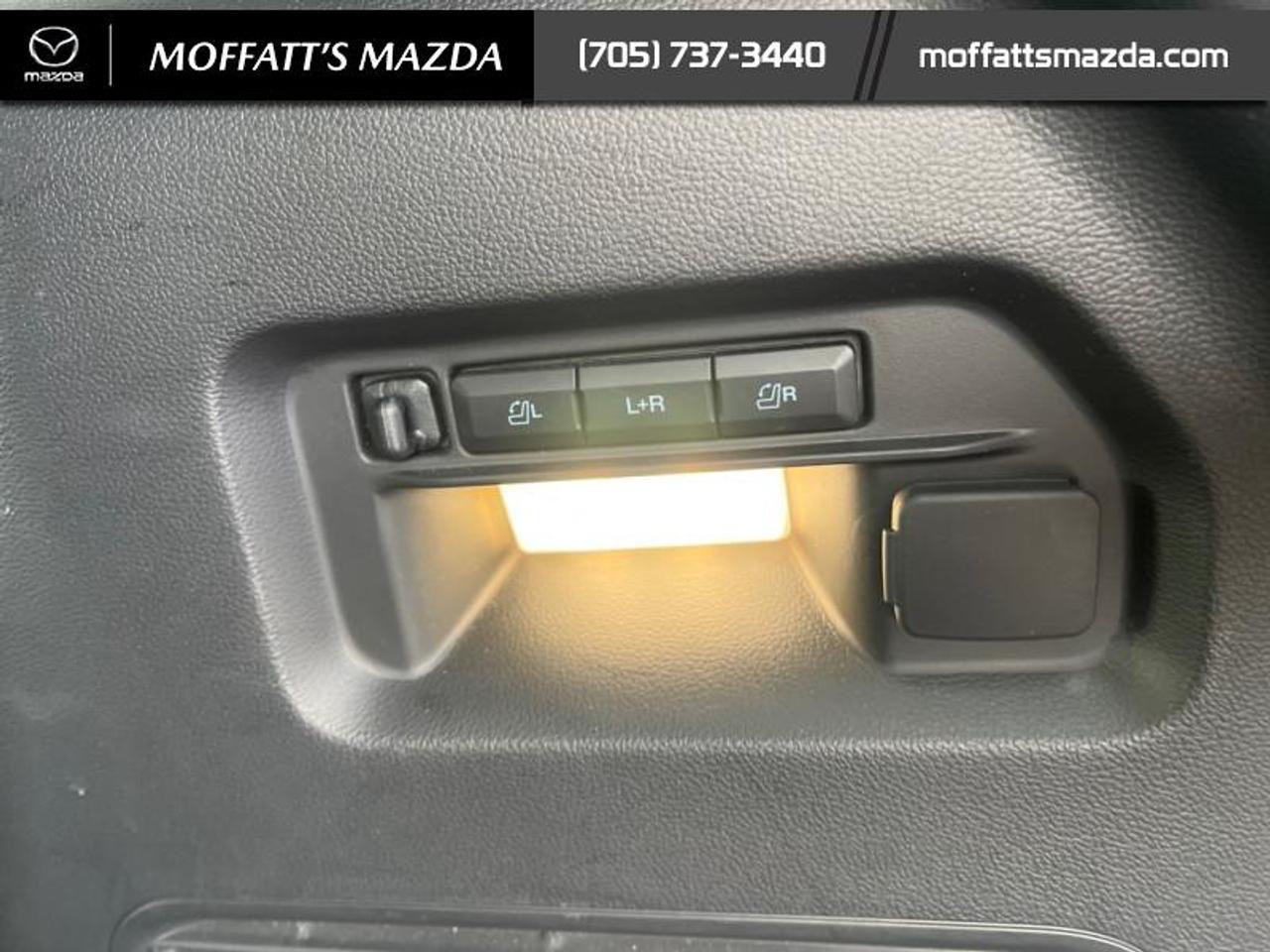 2023 Ford Explorer LIMITED Photo