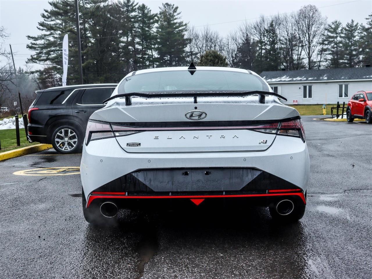 2022 Hyundai Elantra N Base 4dr Sedan Photo3