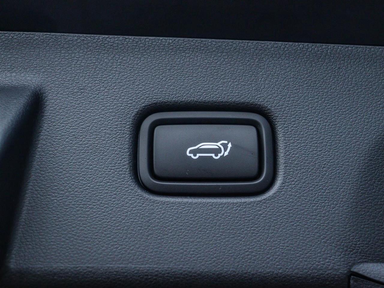 2026 Hyundai Tucson Hybrid Ultimate 4dr All-Wheel Drive Photo