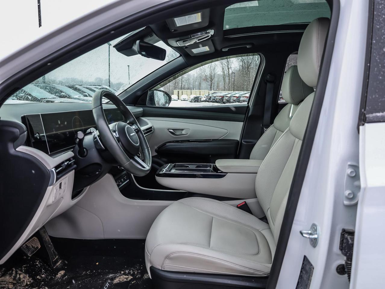 2025 Hyundai Tucson Hybrid  Photo