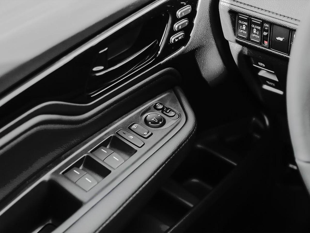 2026 Honda Odyssey Touring Passenger Van Photo