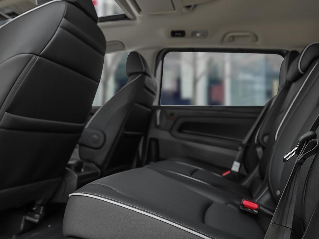 2026 Honda Odyssey Touring Passenger Van Photo