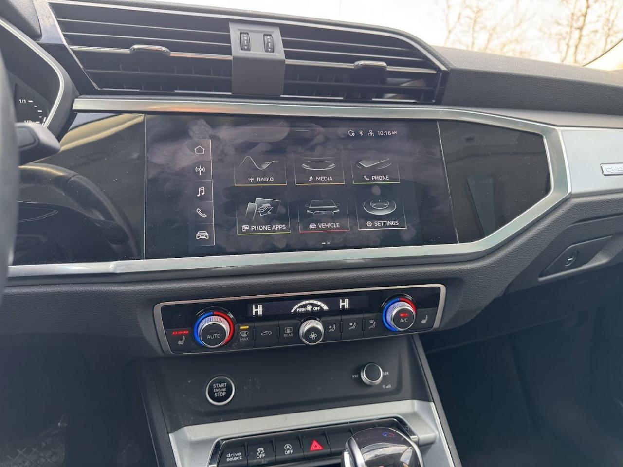 2022 Audi Q3 Komfort Photo